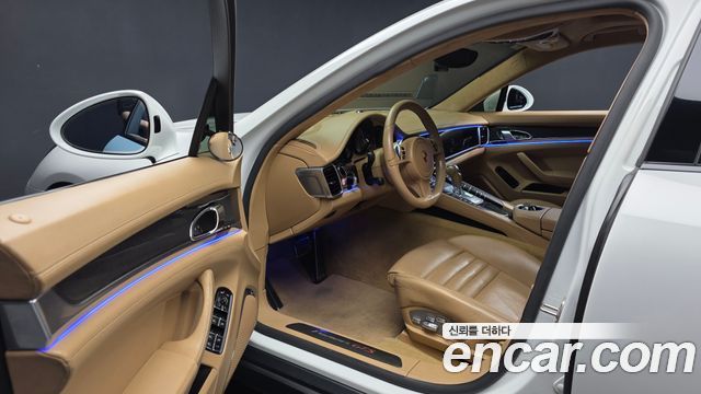 Porsche Panamera 2016 — photo 10