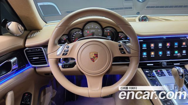 Porsche Panamera 2016 — photo 13
