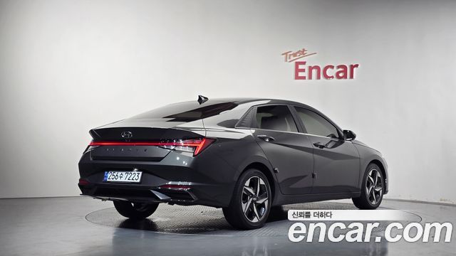 Hyundai AVANTE 2021 — photo 2