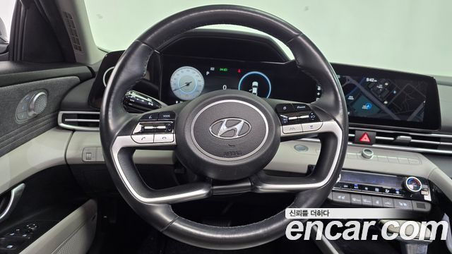 Hyundai AVANTE 2021 — photo 13