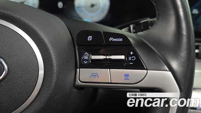 Hyundai AVANTE 2021 — photo 16