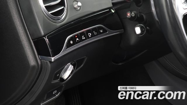 Mercedes-Benz S-Class 2016 — photo 14
