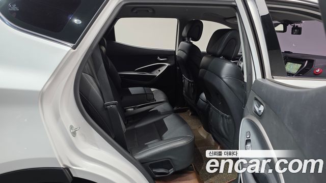 Hyundai Santafe 2018 — photo 18