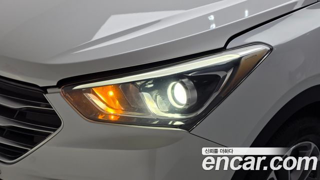Hyundai Santafe 2018 — photo 8