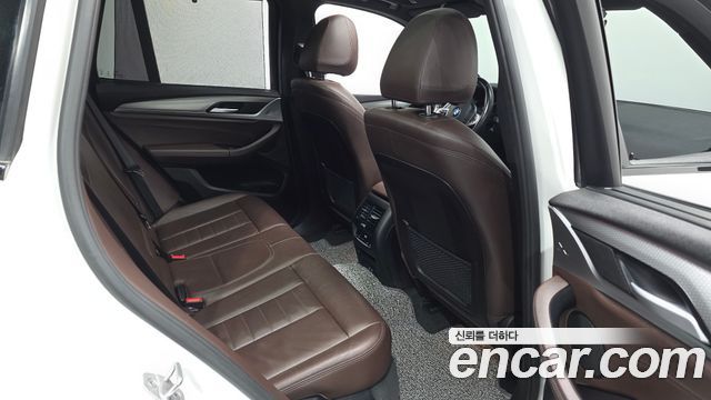 BMW X3 2021 — photo 12
