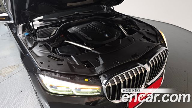 BMW 7-Series 2020 — photo 6