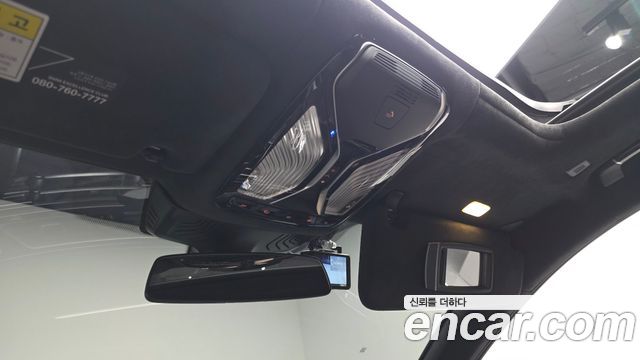 BMW 7-Series 2020 — photo 30
