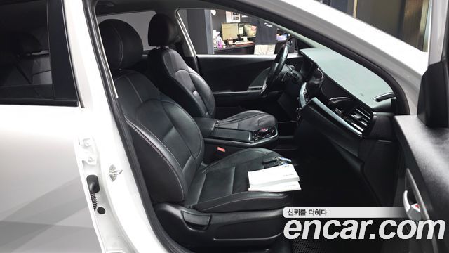 Kia Niro 2022 — photo 17