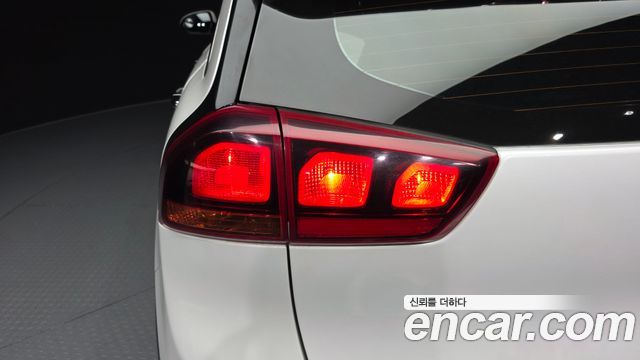Kia Niro 2022 — photo 9