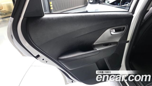 Kia Niro 2022 — photo 15