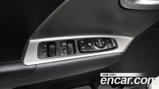 Kia Niro 2022 — photo 30