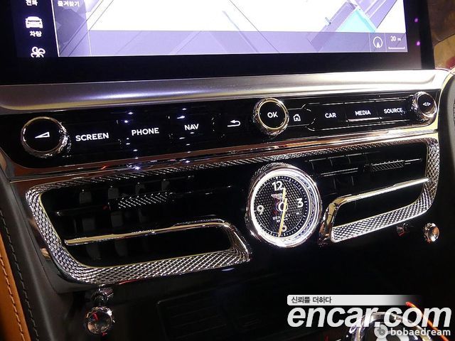 Bentley Flying Spur 2022 — photo 18