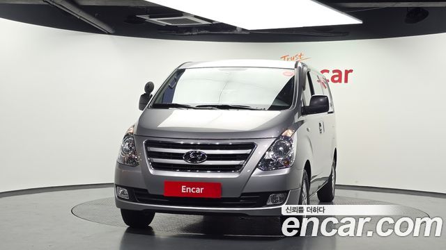 Hyundai Starex 2018 — photo 3