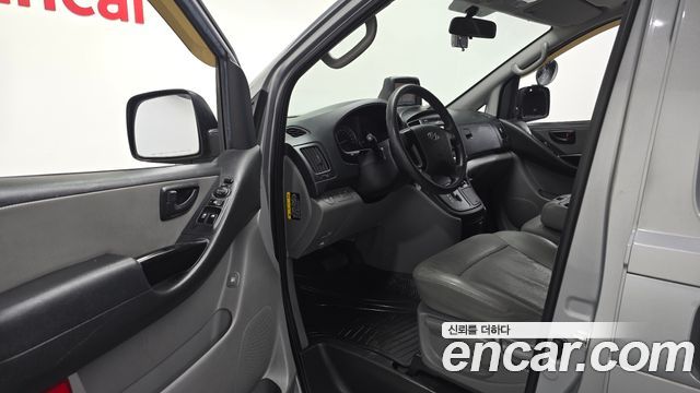 Hyundai Starex 2018 — photo 10