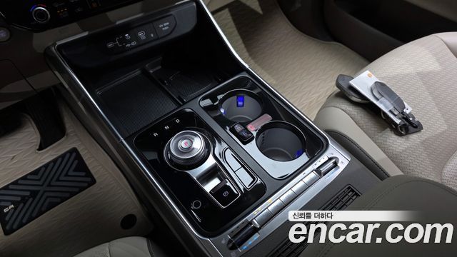 Kia Canival 2025 — photo 12