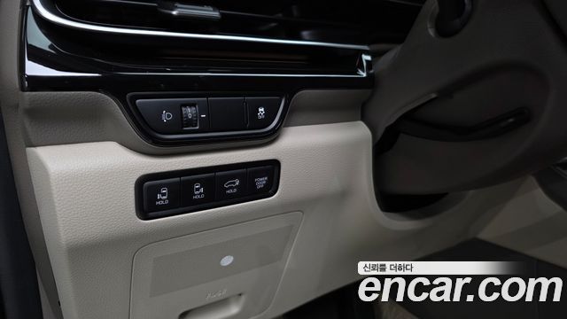 Kia Canival 2025 — photo 28