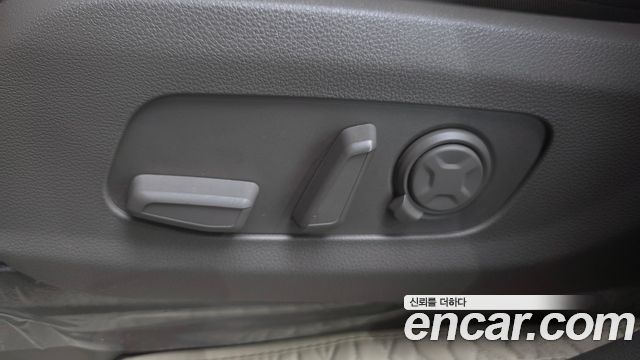 Kia Canival 2025 — photo 31