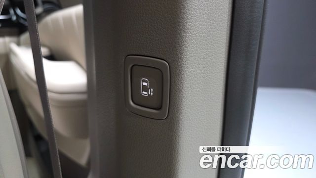Kia Canival 2025 — photo 34