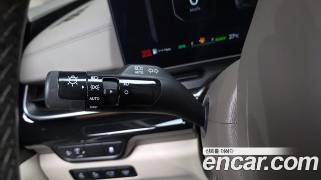 Kia Canival 2025 — photo 39