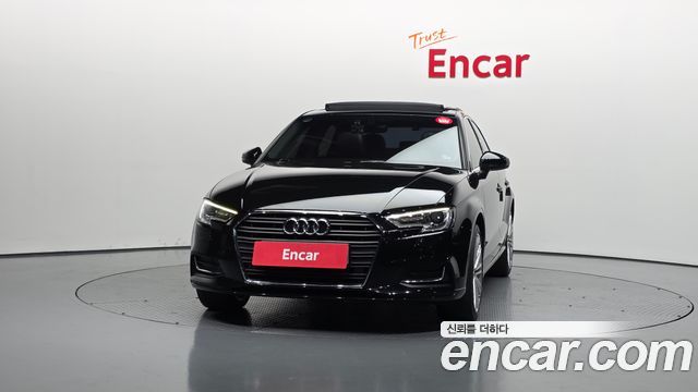 Audi A3 2018 — photo 3