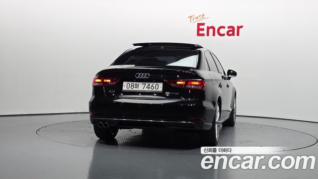 Audi A3 2018 — photo 4
