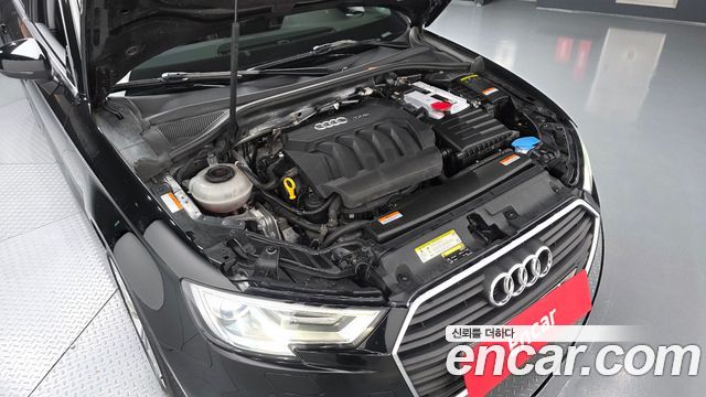 Audi A3 2018 — photo 6