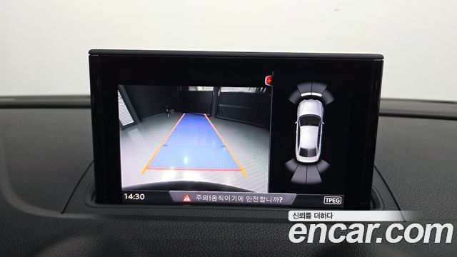 Audi A3 2018 — photo 15