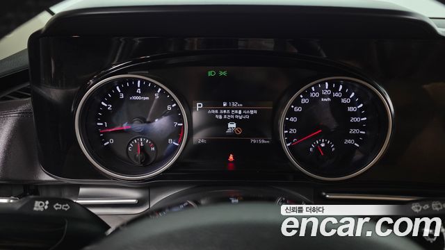 Kia Canival 2021 — photo 11
