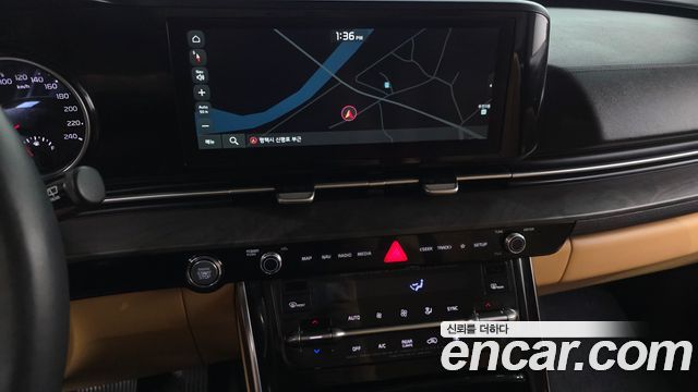Kia Canival 2021 — photo 20
