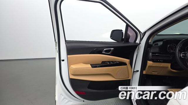 Kia Canival 2021 — photo 14