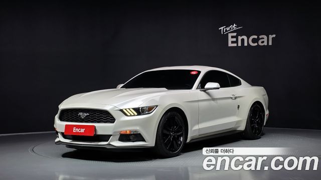 Ford Mustang 2017 — photo 1