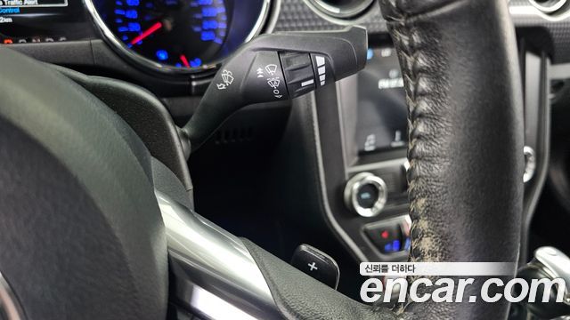 Ford Mustang 2017 — photo 15
