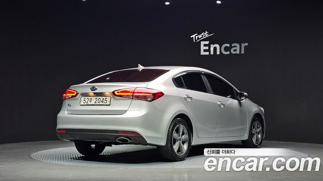 Kia K3 2018 — photo 2