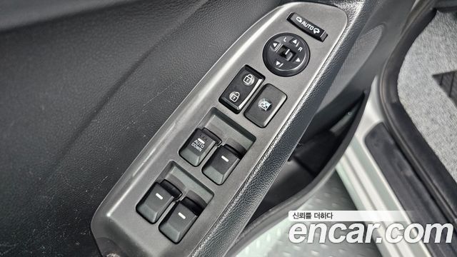 Kia K3 2018 — photo 17