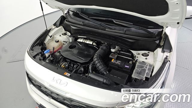 Kia Seltos 2023 — photo 6