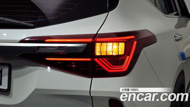 Kia Seltos 2023 — photo 9