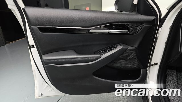 Kia Seltos 2023 — photo 14