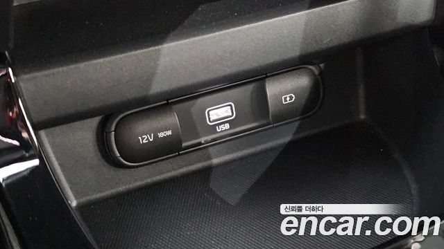Kia Seltos 2023 — photo 29
