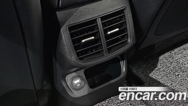 Kia Seltos 2023 — photo 32