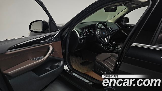 BMW X3 2018 — photo 13