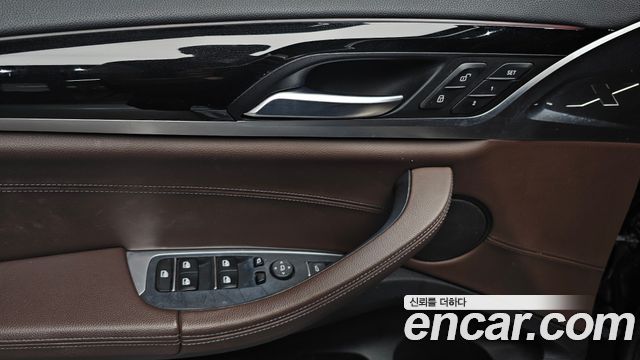 BMW X3 2018 — photo 24