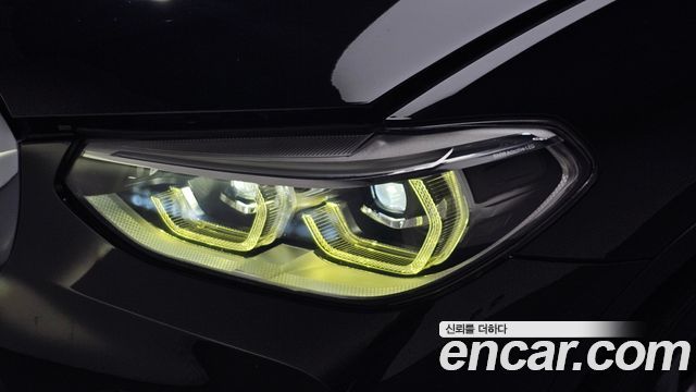 BMW X3 2018 — photo 8