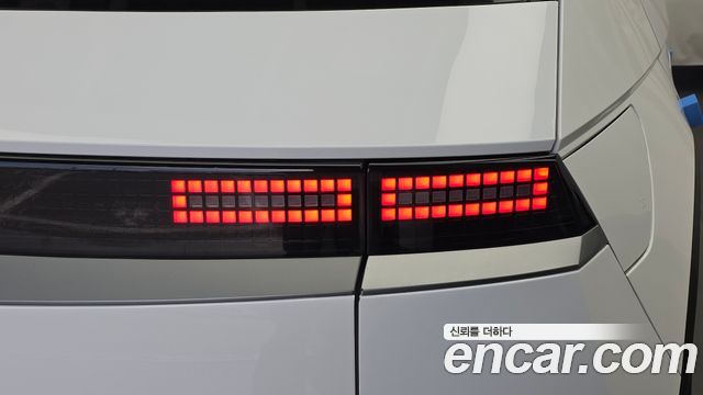 Hyundai Ioniq5 2022 — photo 9
