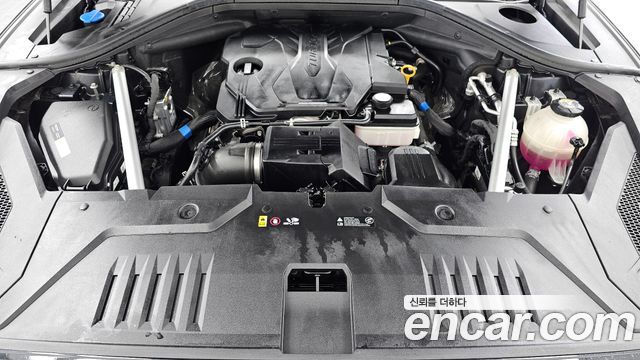 Genesis GV70 2022 — photo 6