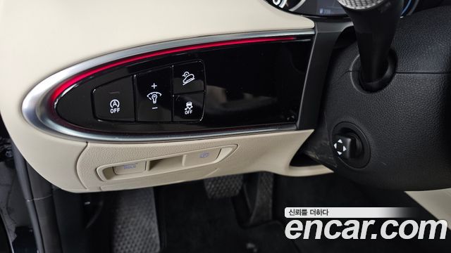 Genesis GV70 2022 — photo 27