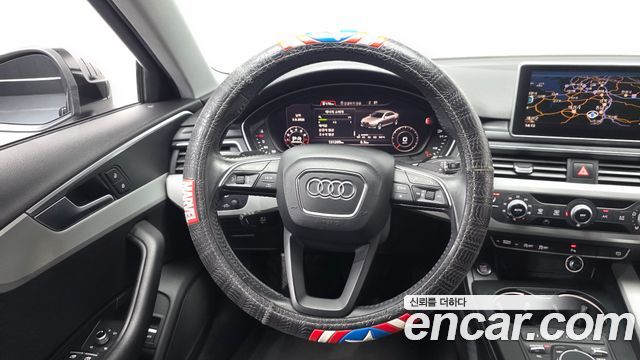 Audi A4 2016 — photo 21