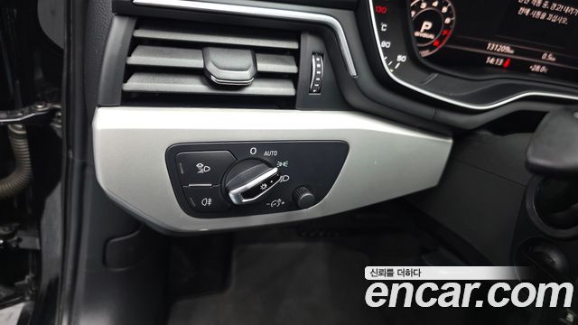 Audi A4 2016 — photo 23