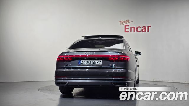 Audi A8 2021 — photo 4