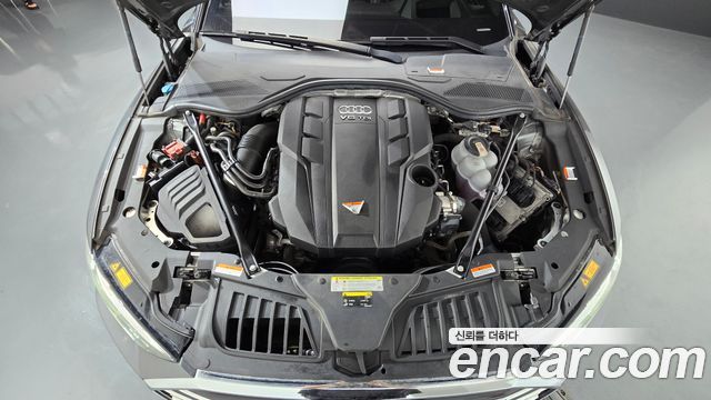Audi A8 2021 — photo 6