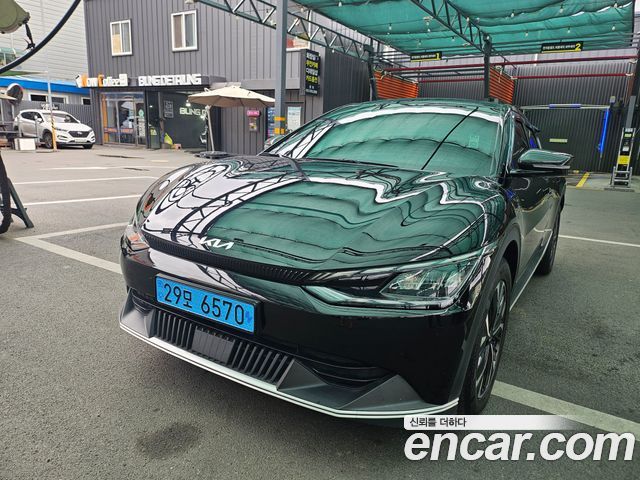 Kia EV6 2022 — photo 1